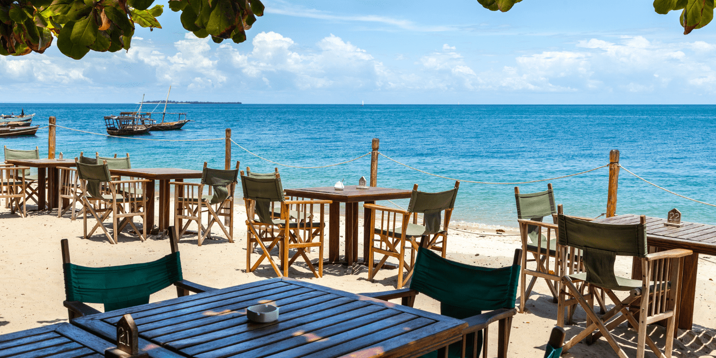 Restoran uz plažu na Zanzibaru, Tanzanija